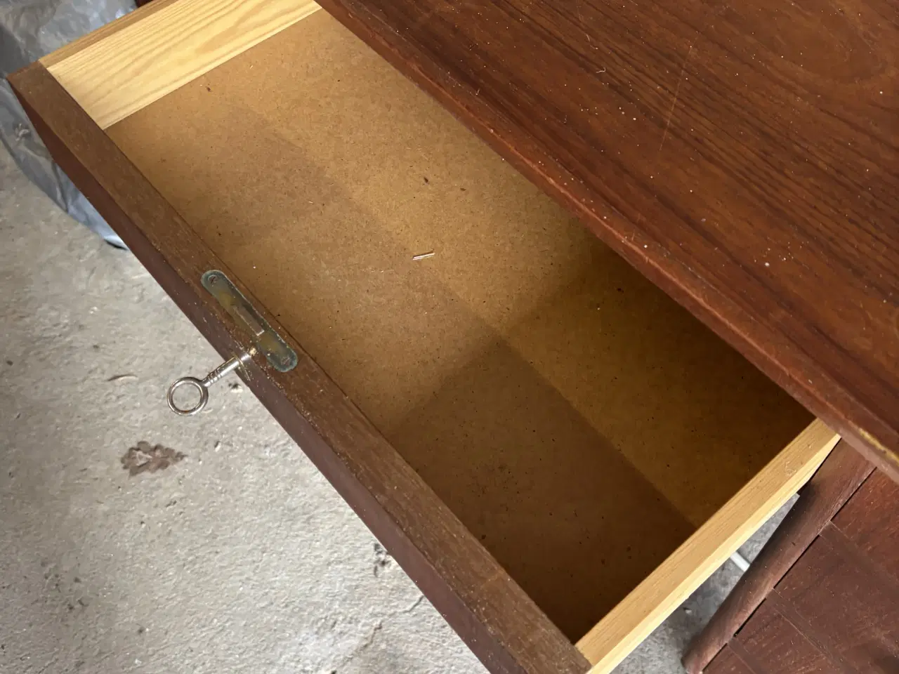 Billede 4 - Ældre skrivebord