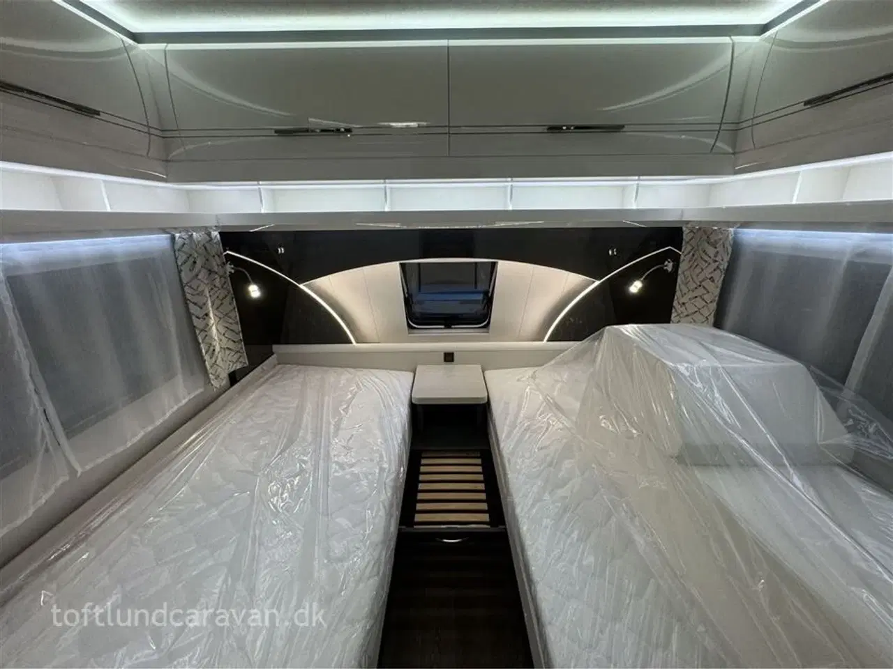 Billede 19 - 2026 - Hobby Excellent 460 SL   Ny 2026 KOMMER SNART PÅ LAGER. Enkeltsenge samt endekøkken og stort badeværelse. LAV VÆGT.