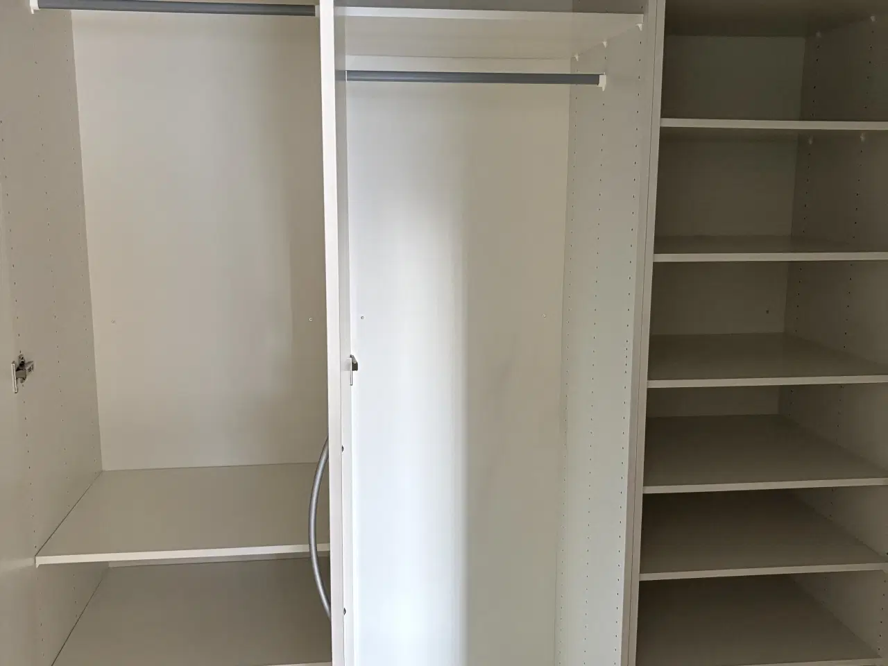 Billede 2 - HTH garderobeskabe 6 stk