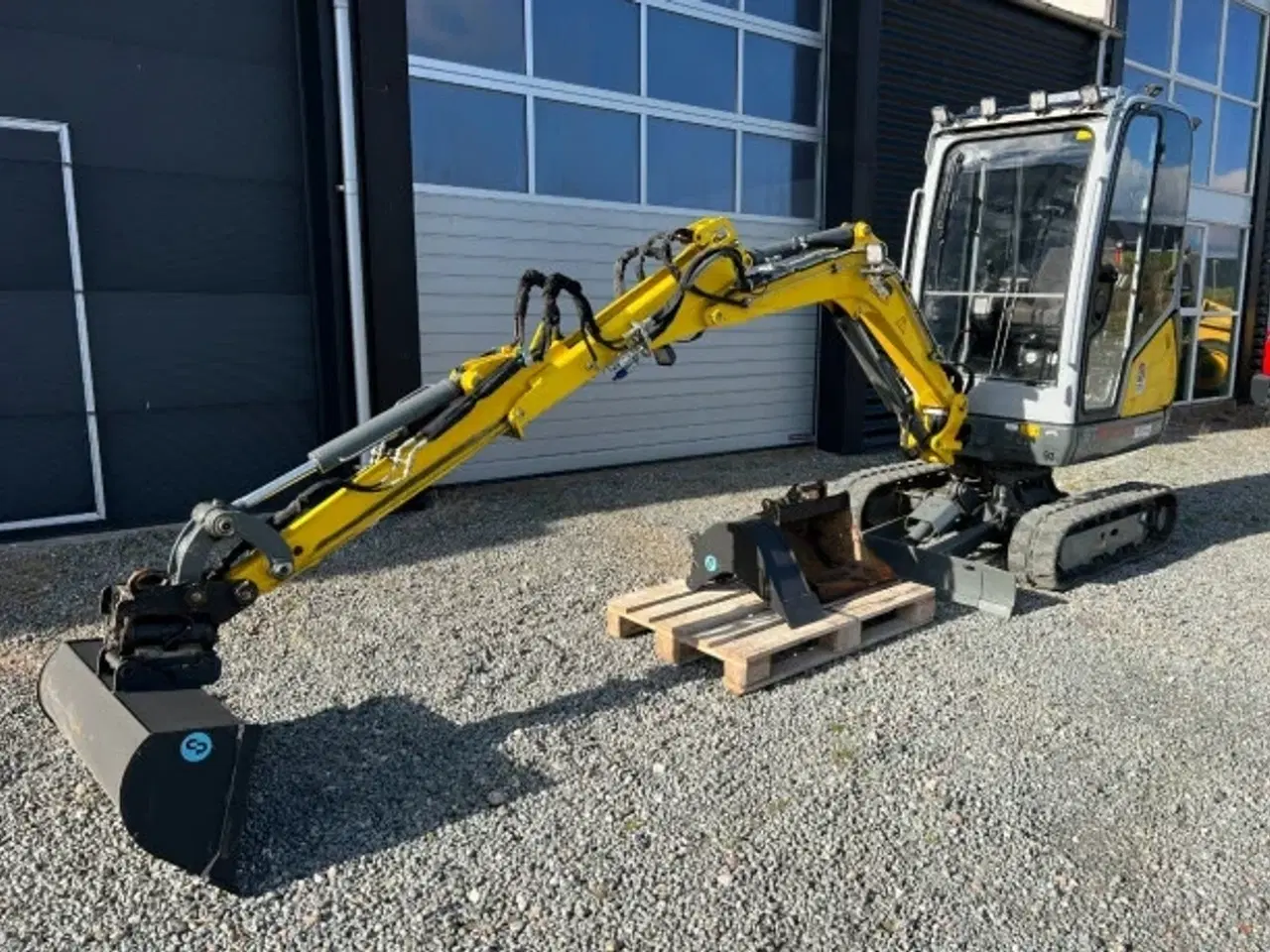 Billede 8 - WACKER NEUSON ET 18 - 2T / Compacttilt tilt, VDS undervogn, udskydelig gravearm & 3 skovle