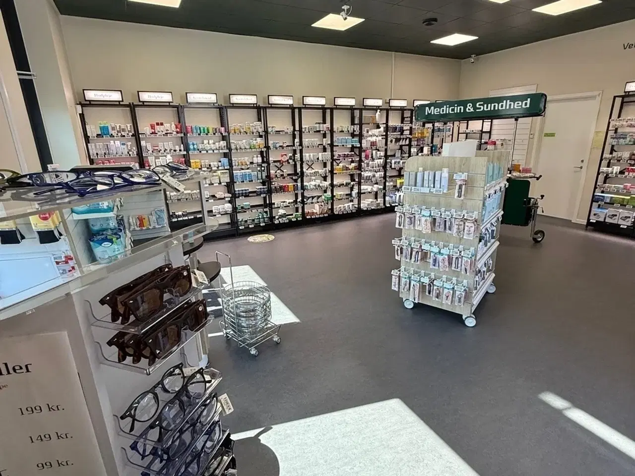 Billede 5 - Central beliggende butik Farum Hovedgade 48A