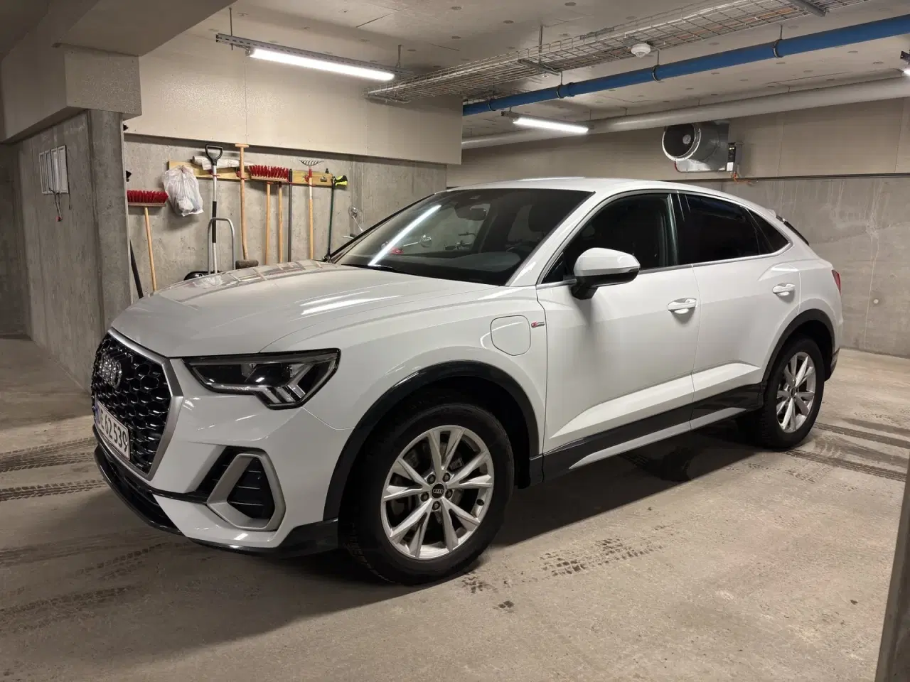 Billede 1 - Audi Q3 45 TFSi e S-line plus Sportback S-tr.