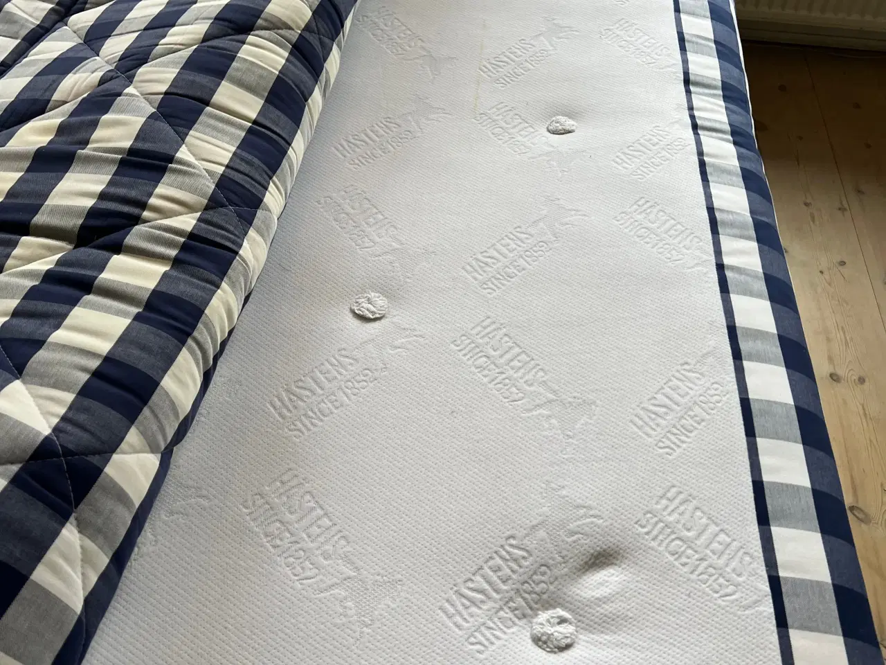 Billede 2 - Hästens elevationsseng