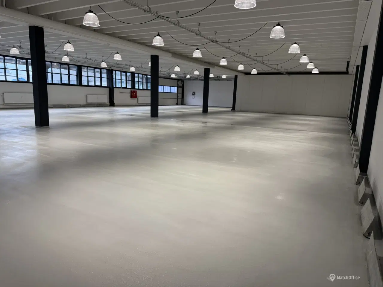 Billede 2 - 1504-39b: Hammerholmen 9K, st. &#8211; 597 m2