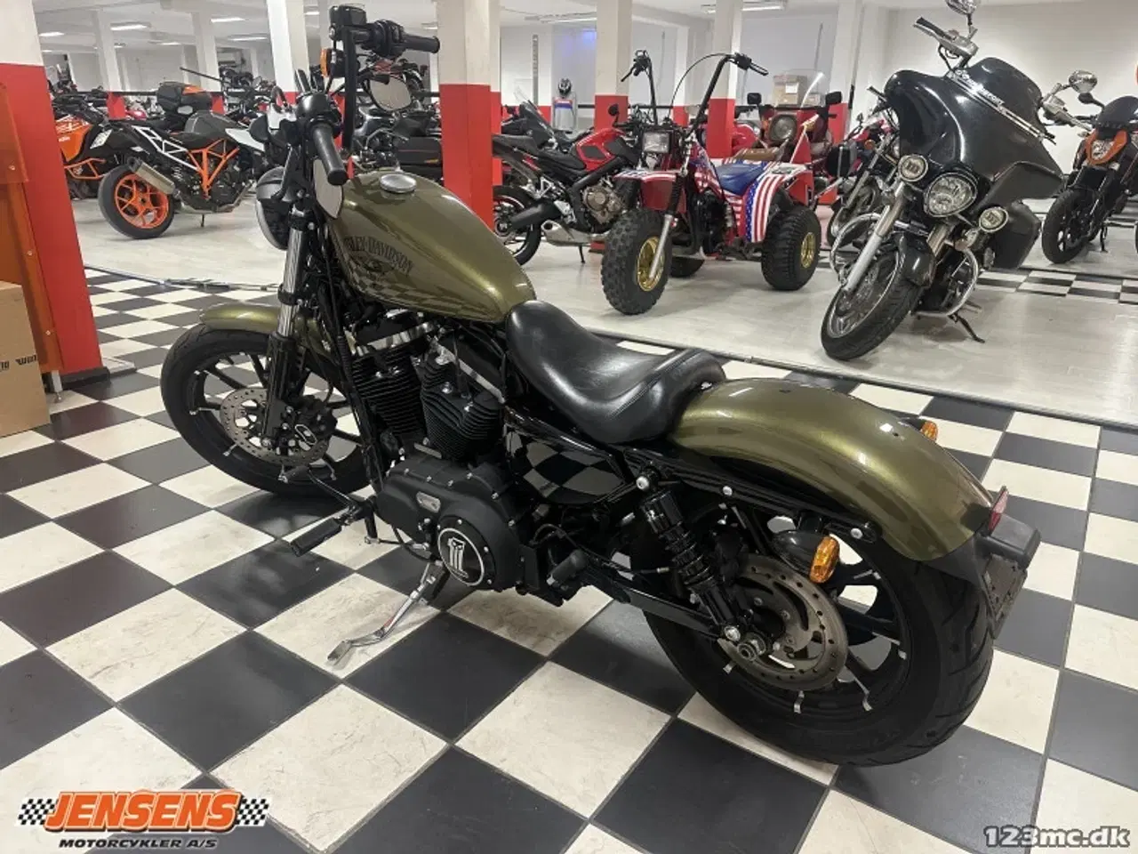 Billede 4 - Harley-Davidson XL883N Iron 883