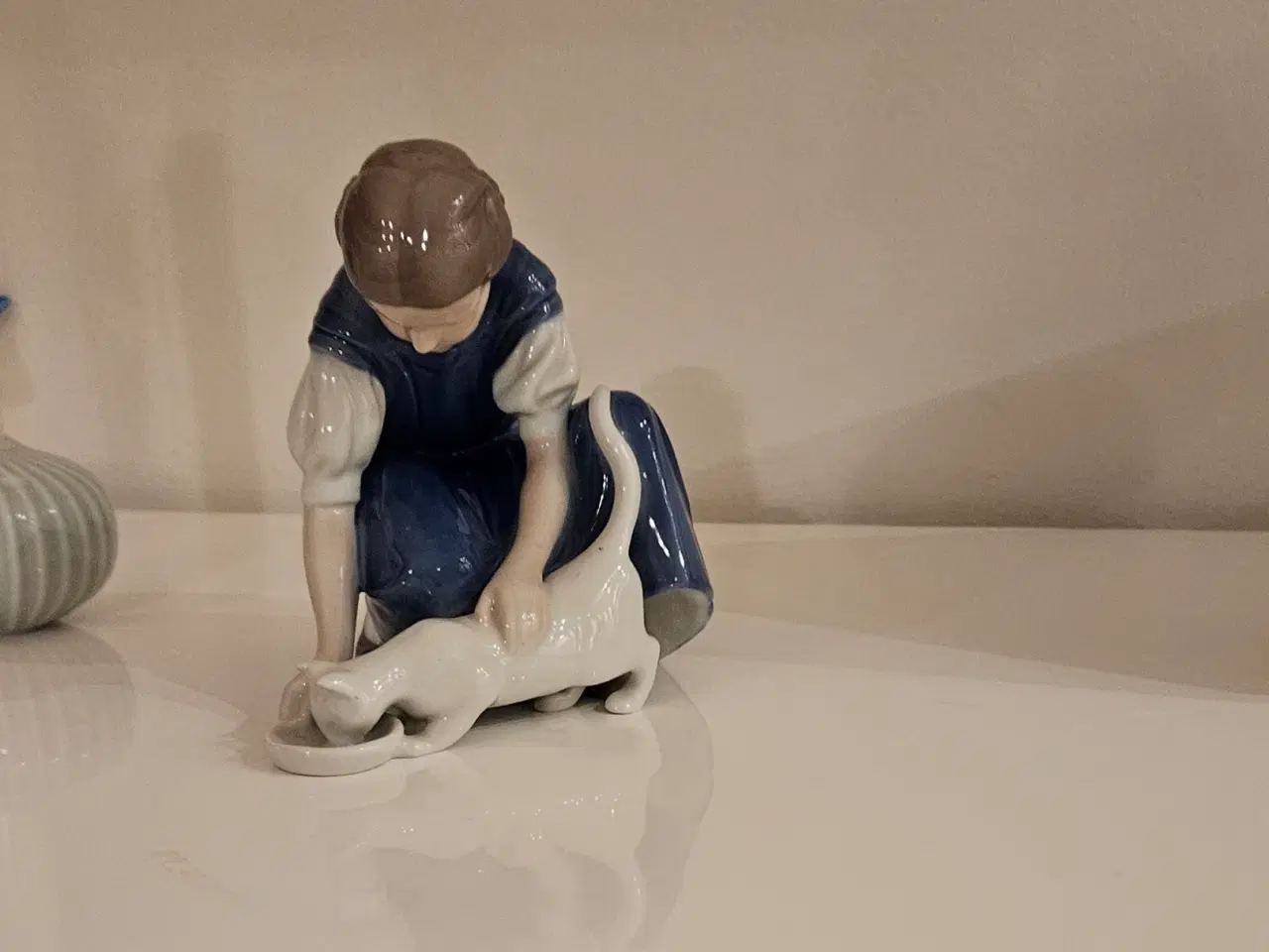 Billede 1 - Porcelænsfigur