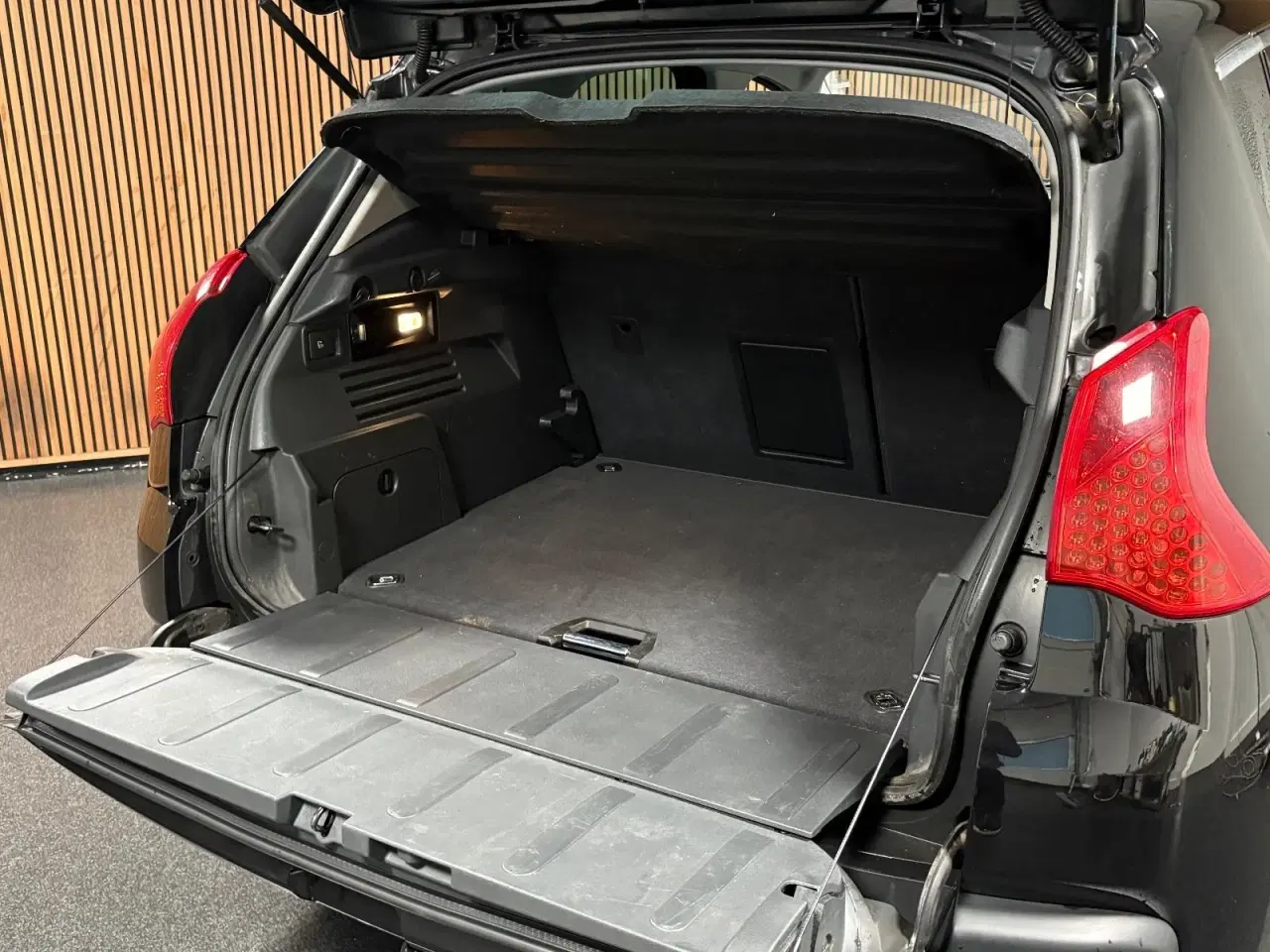 Billede 16 - Peugeot 3008 1,6 e-HDi 112 Style ESG