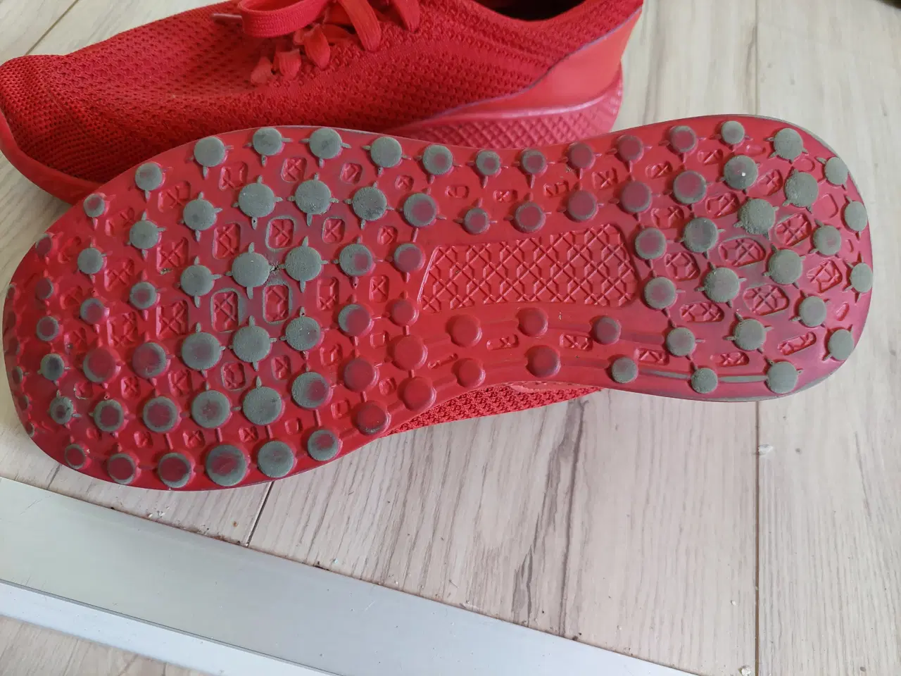Billede 4 - fritid rød farve sko str., 45