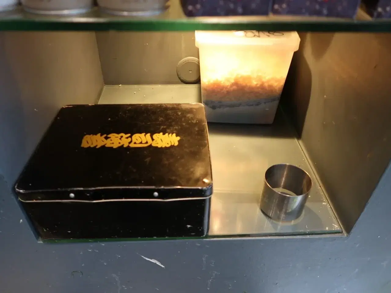 Billede 7 - 16 hylder med indhold