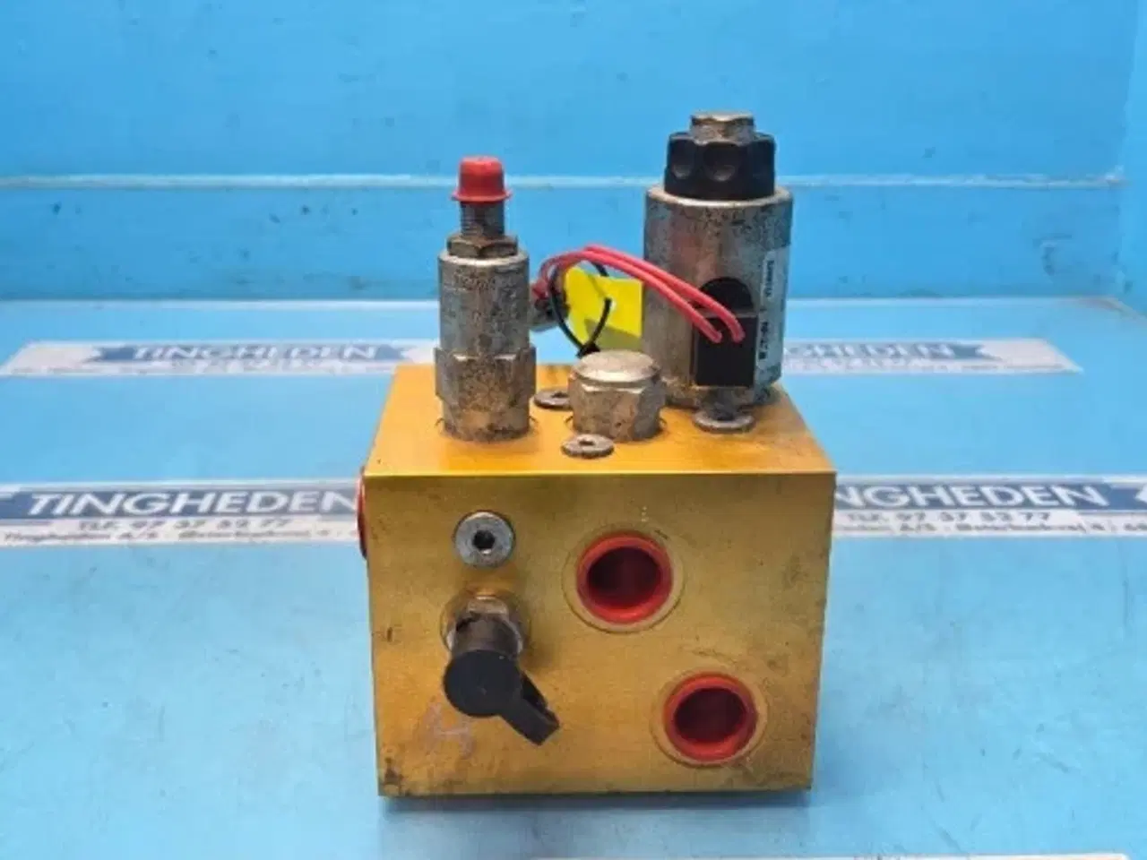 Billede 2 - Case 9120 Hydraulikventil 87107189