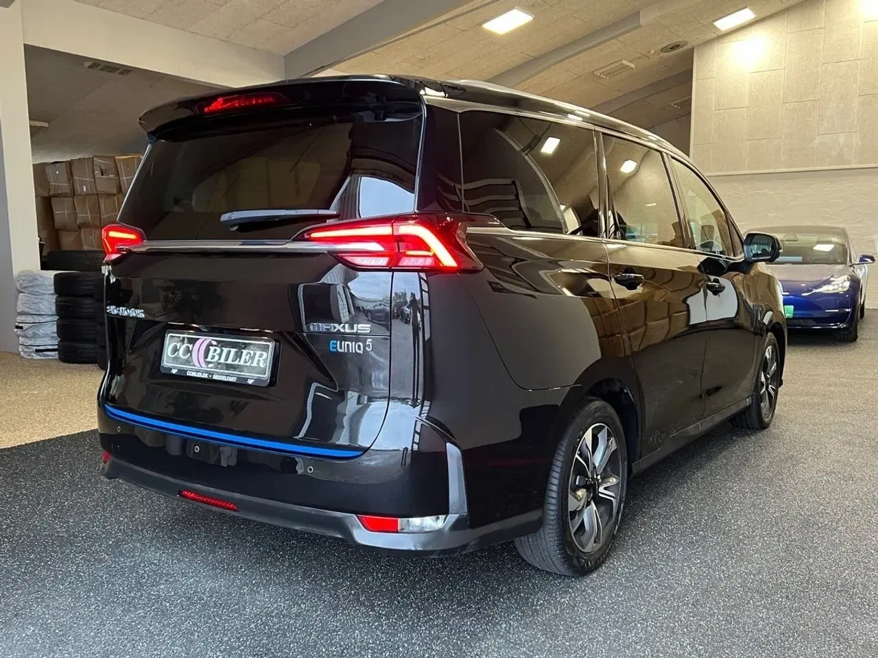 Billede 4 - Maxus Euniq5 52 Exclusive 7prs