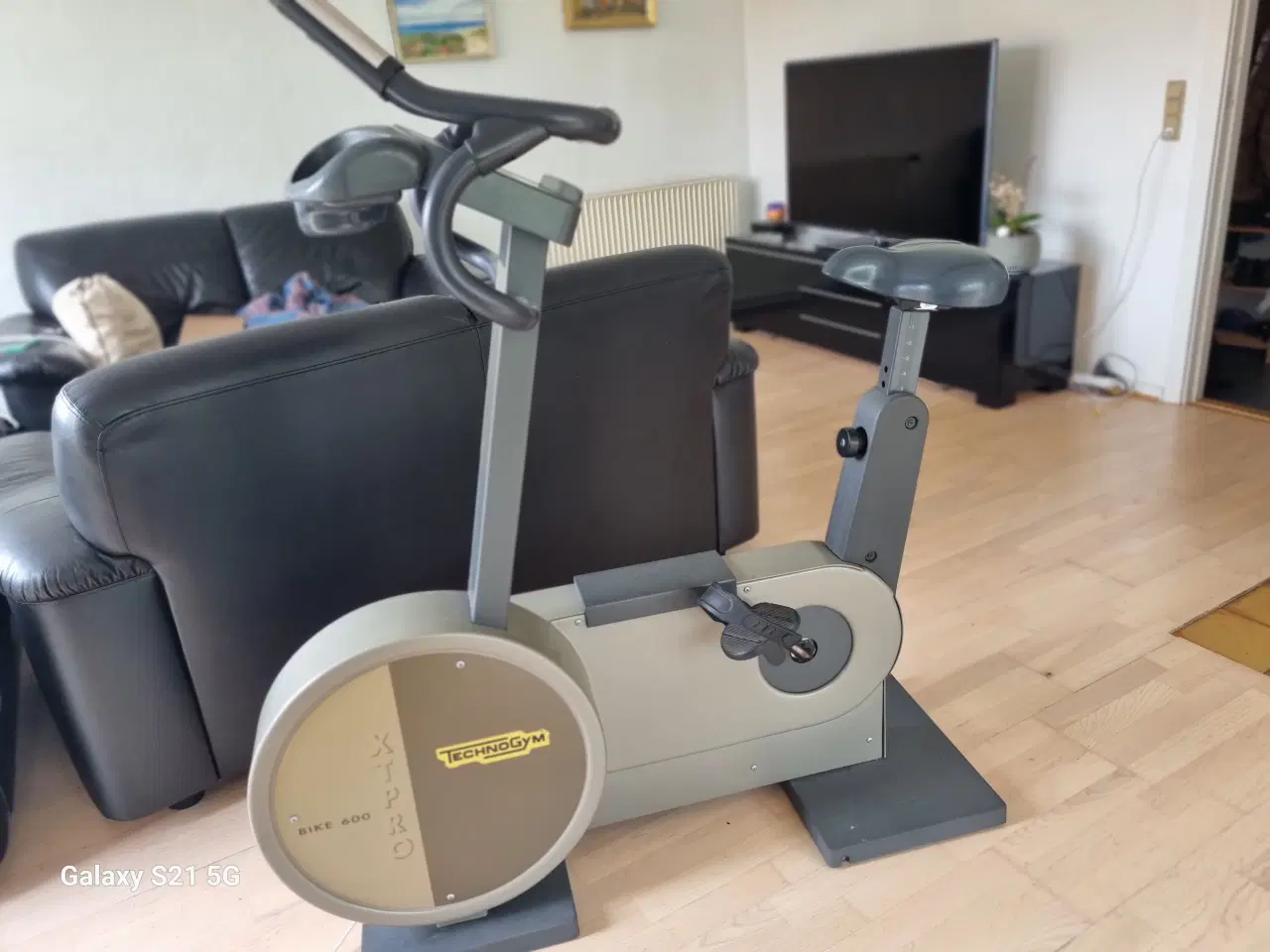Billede 2 - Technogym motionscykel 
