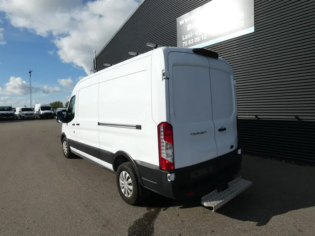Billede 7 - Ford Transit 350 L2H2 2,0 TDCi Trend 130HK Van 6g Aut.