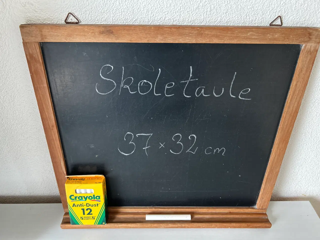 Billede 2 - Kridt tavle med hvide crayola kridt