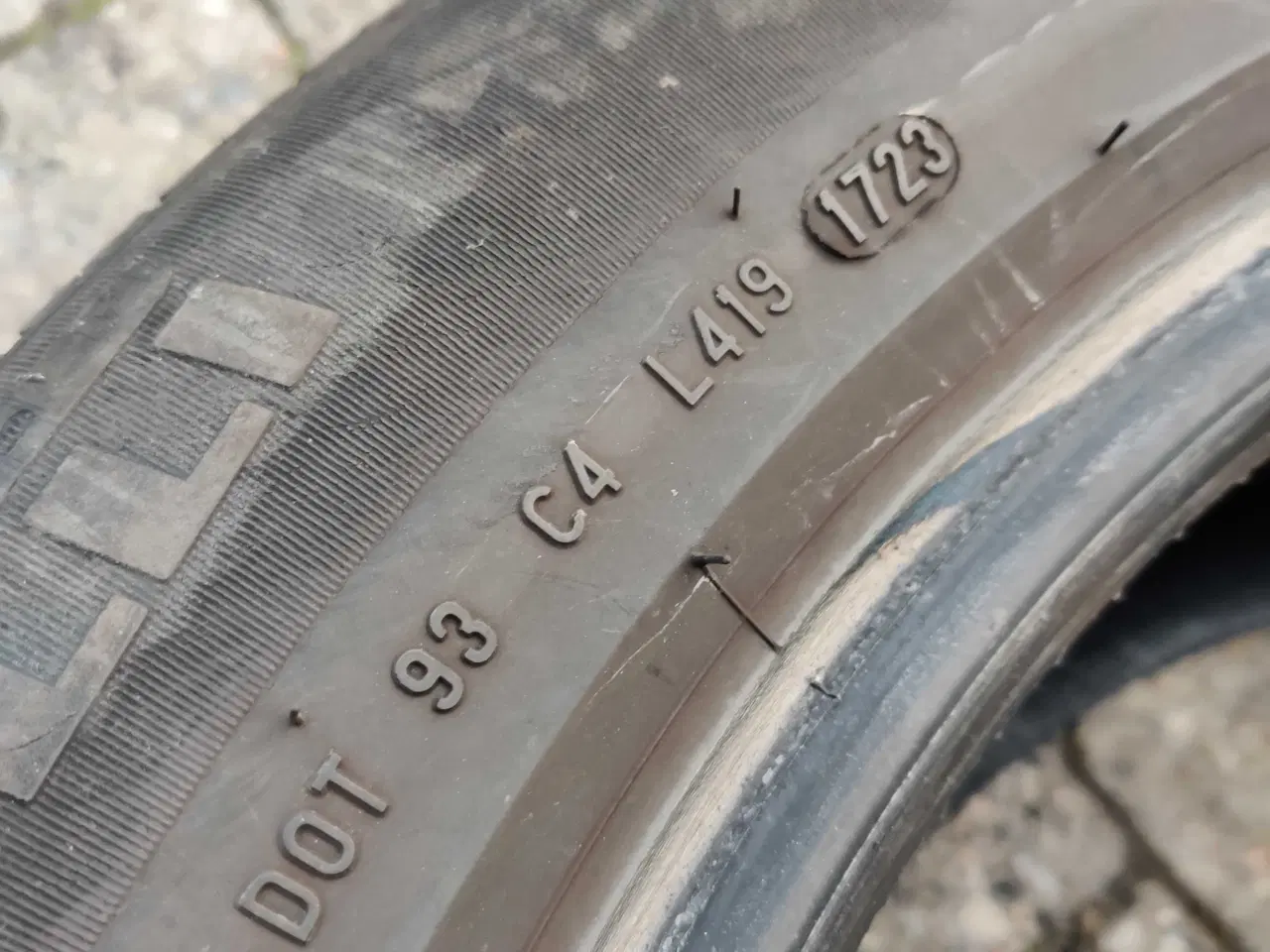 Billede 3 - 2 stk. Pirelli sommerdæk 225/60R17