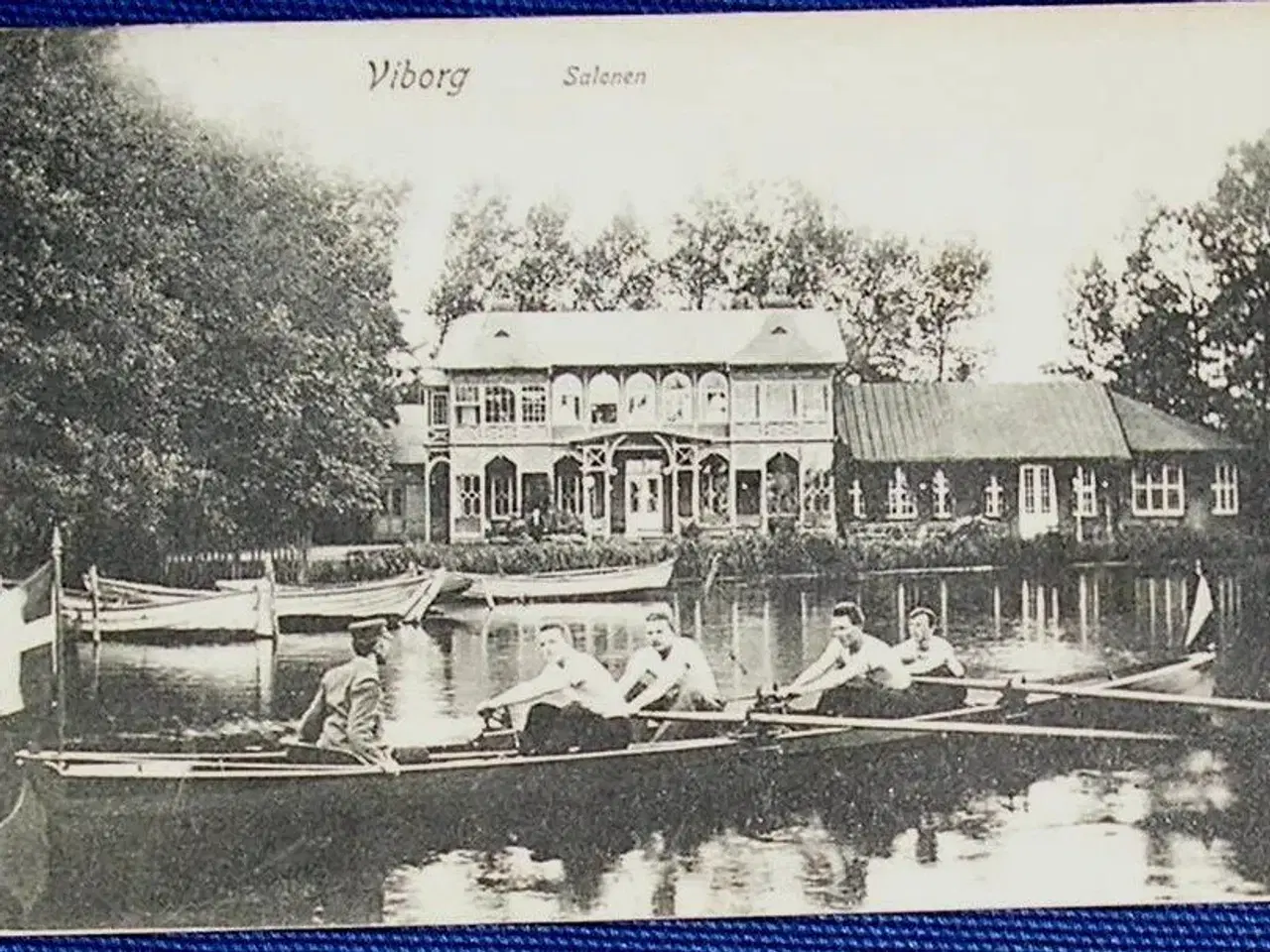 Billede 1 - 2 postkort fra Viborg- Salonen og Provin
