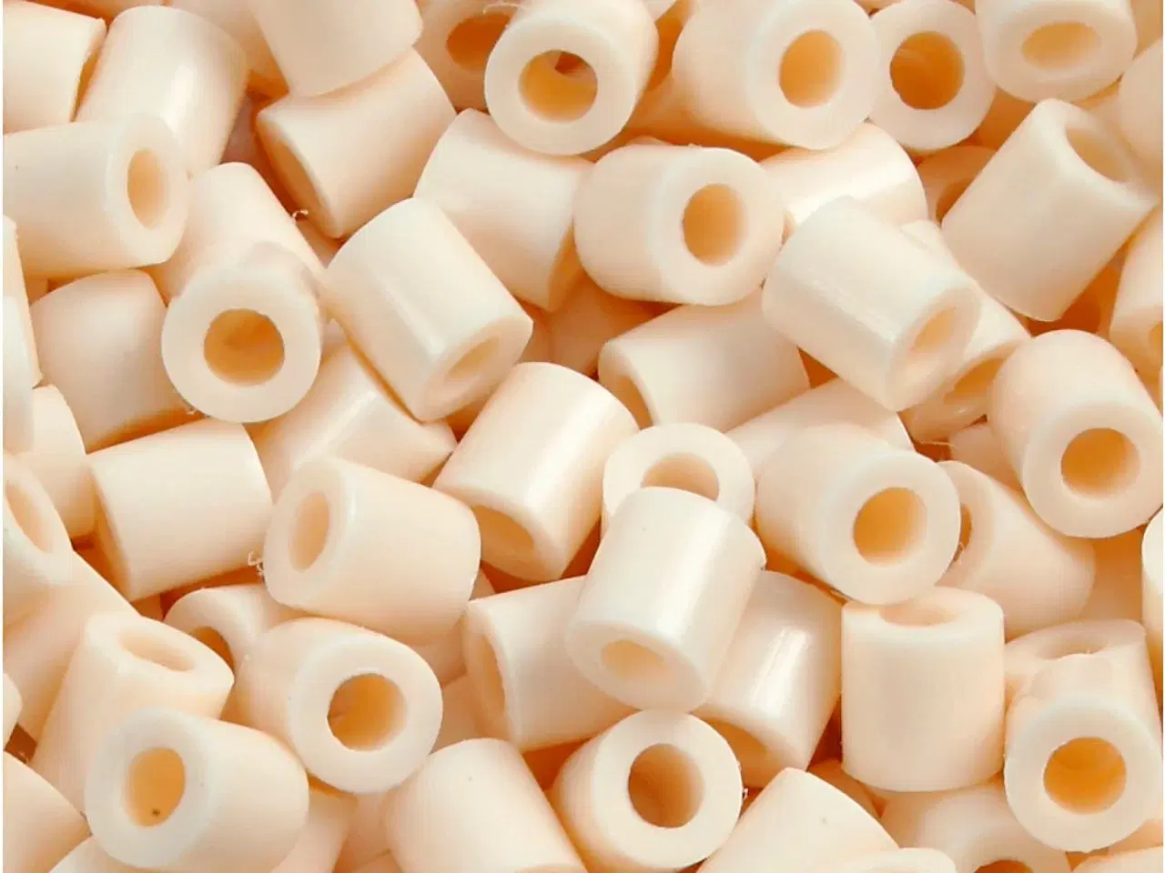 Billede 1 - PhotoPearls, str. 5x5 mm, hulstr. 2,5 mm, medium, lys beige (12), 1100stk./ 1 pk.
