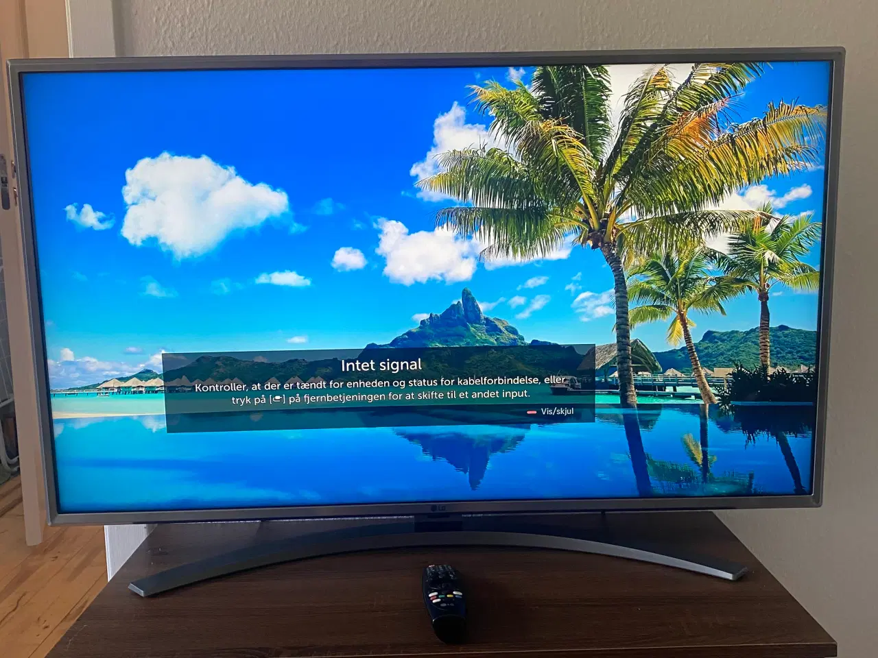 Billede 2 - TV-bord i brunt egetræ med sort stel