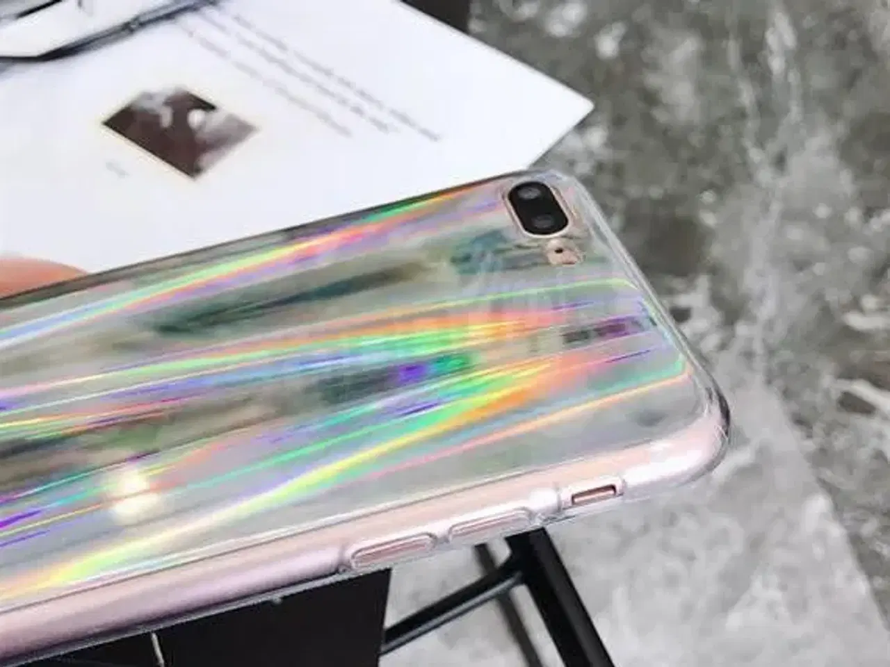 Billede 3 - Holografisk sølv silikone cover iPhone 6 6s SE 7 8