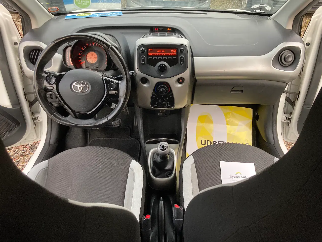 Billede 9 - Toyota AygoX Change 1.0 Vvt-i Nysyn 
