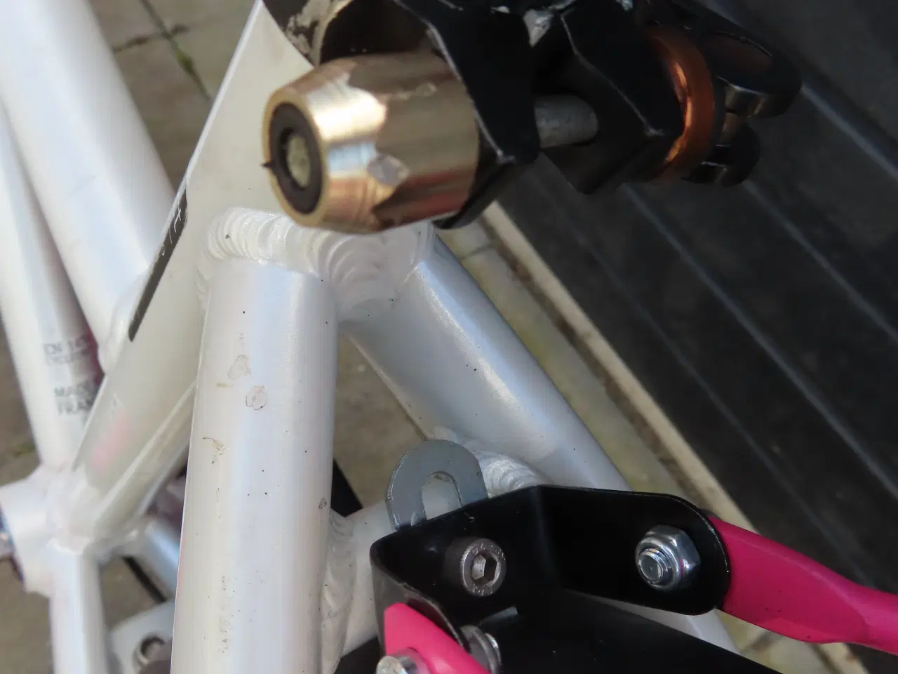 Billede 5 - Super flot totalt renoveret pigecykel 24 tommer