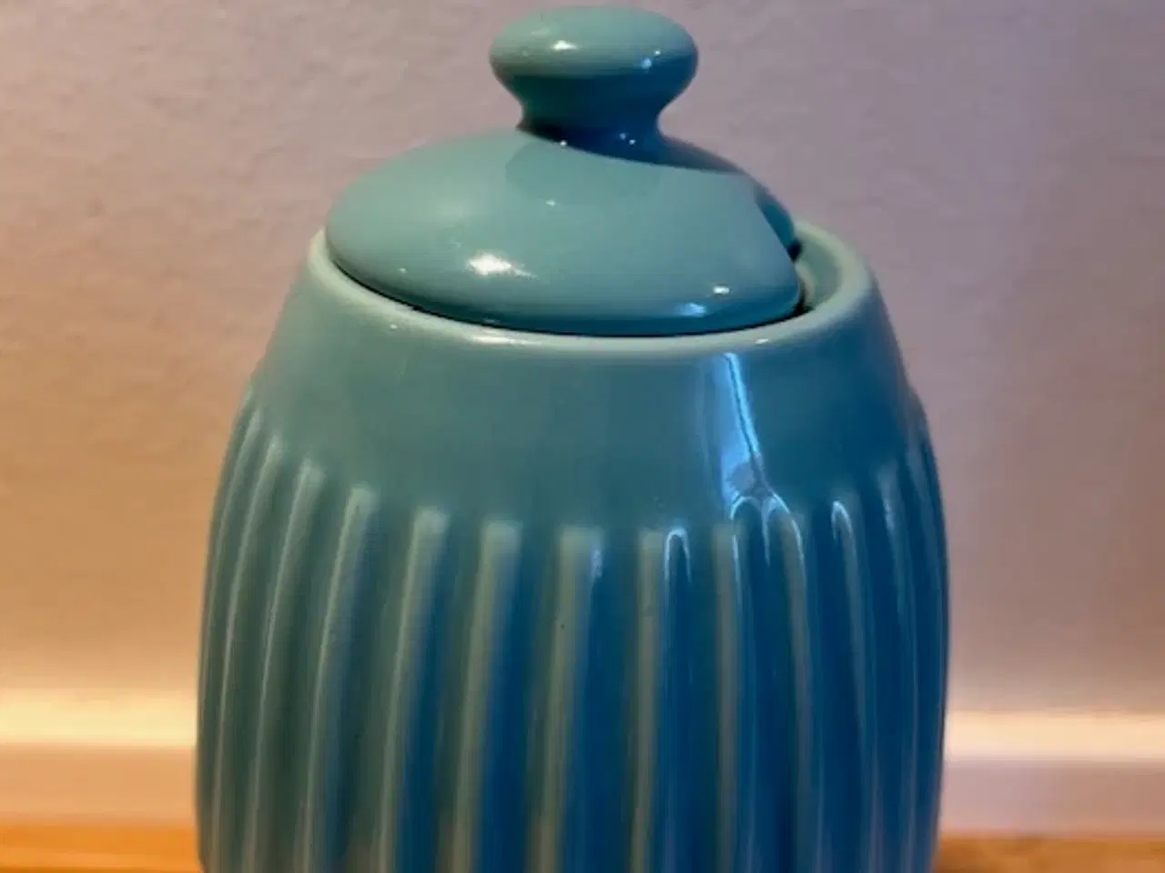 Billede 1 - Som ny! Ib Laursen Mynte sukkerskål i flot lyseblå