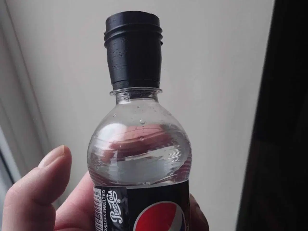 Billede 2 - Brug en almindelig sodavands flaske på Sodastream 