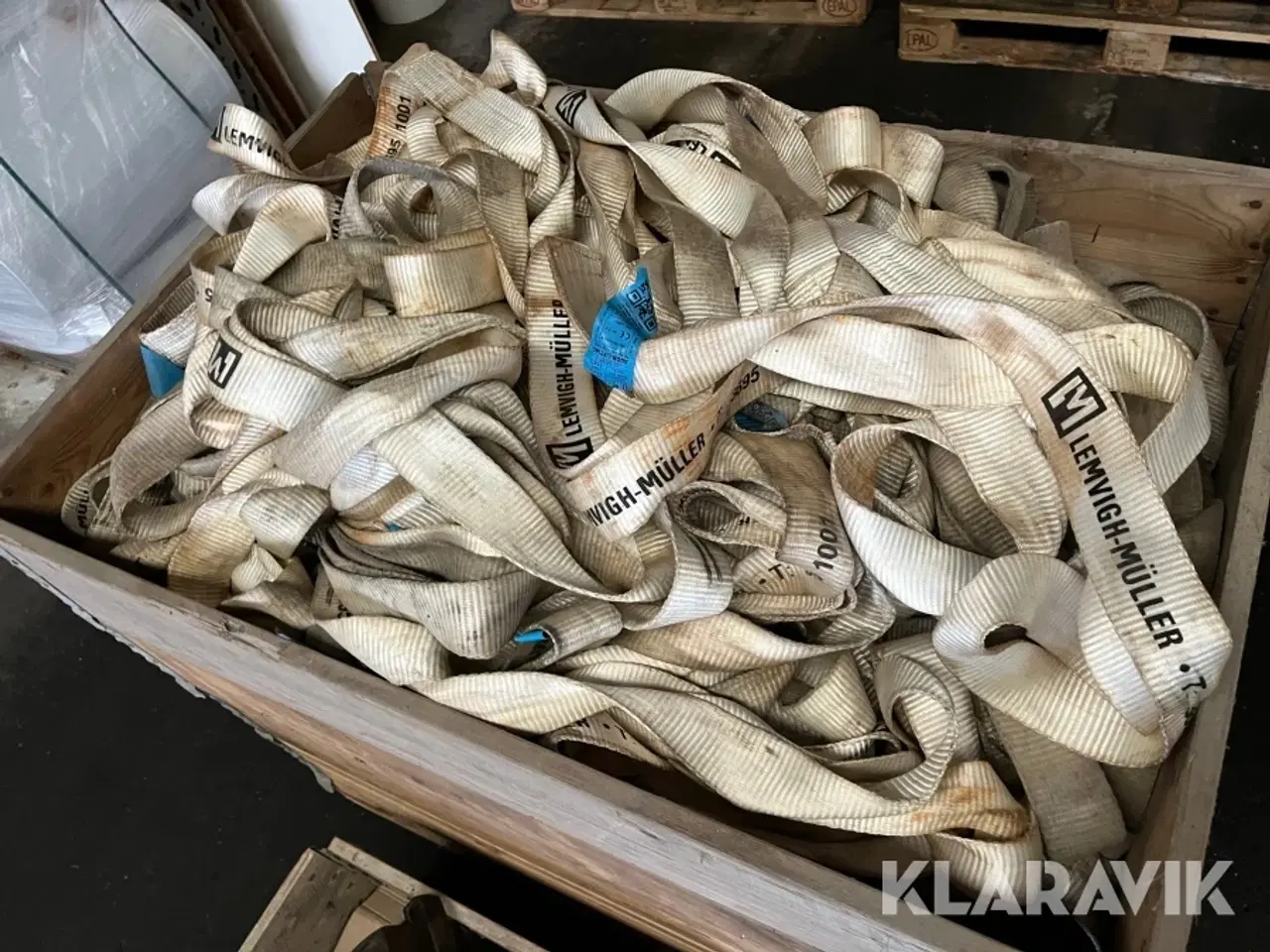 Billede 10 - Lot - Stropper og arbejdsbelysning 3 paller