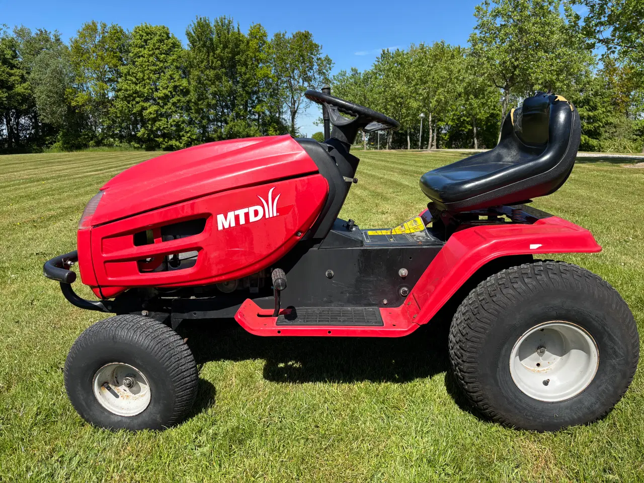Billede 1 - MTD havetraktor 18 Hk Hydrostat.