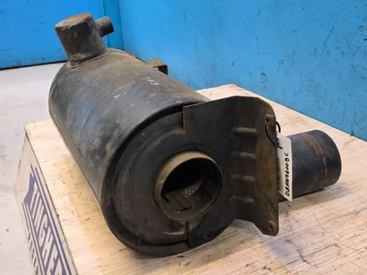 Billede 10 - Ford TW30 Luftfilterhus D8NN9600BC