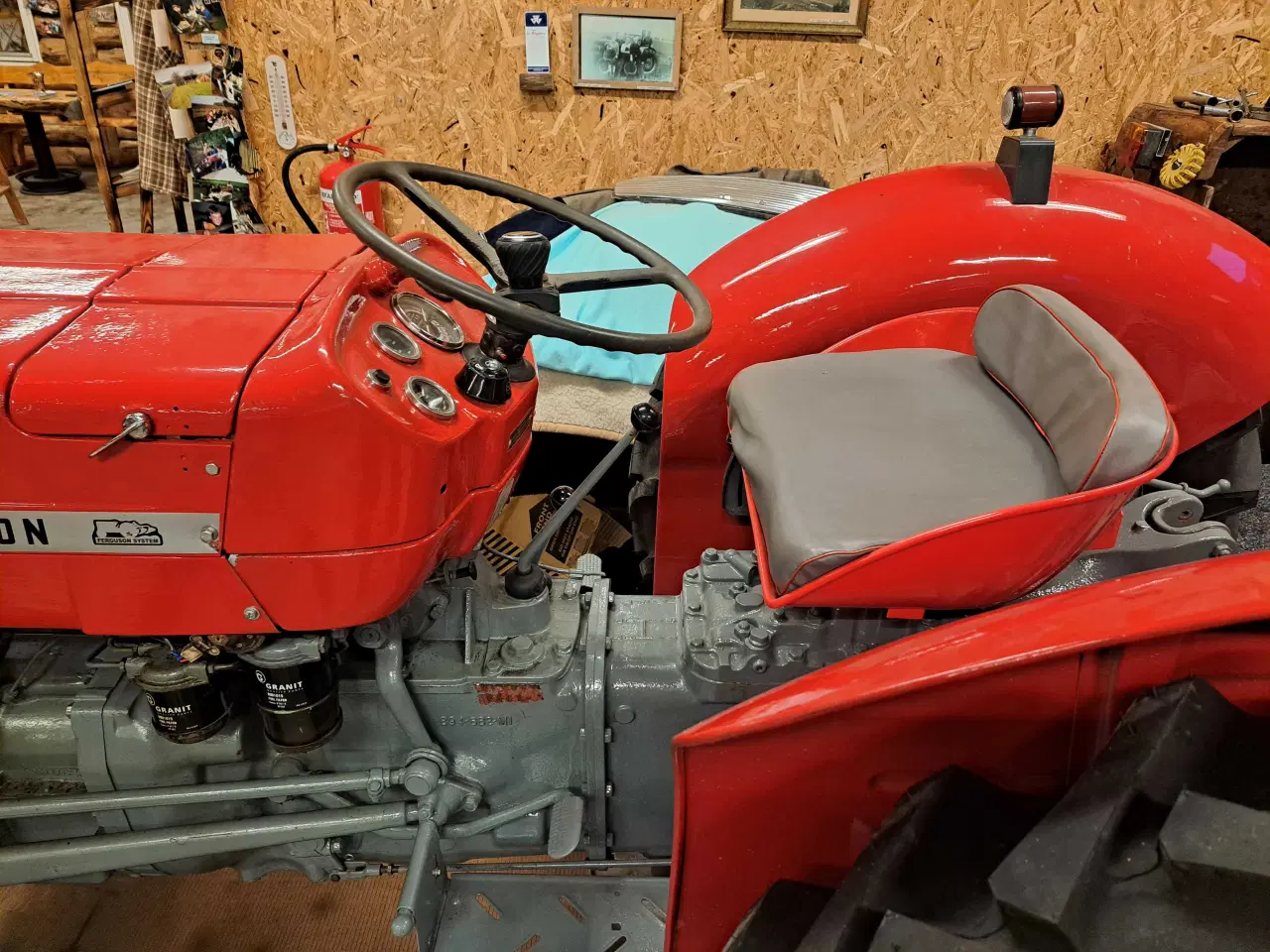 Billede 3 - MF 135 3 cylindre diesel