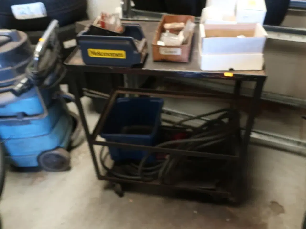 Billede 9 - Arbejdsbord m.v.