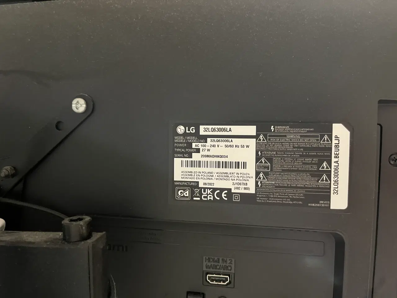 Billede 2 - LG 32 tommer TV med drejbar vægbeslag.
