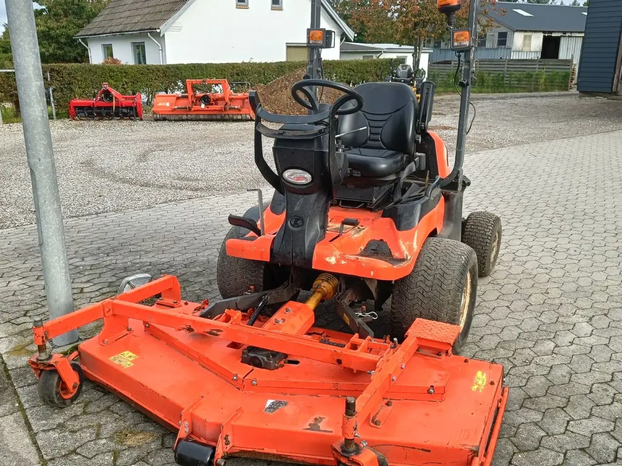 Billede 2 - Kubota F3890 med 4 WD og spare