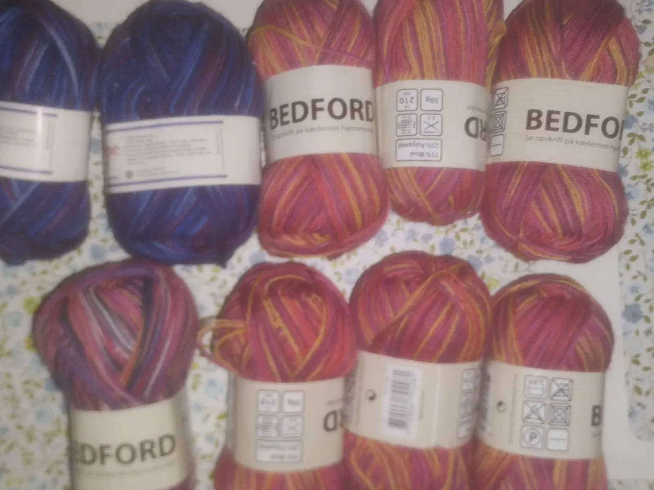 Billede 1 - Nyt garn sælges samlet 
