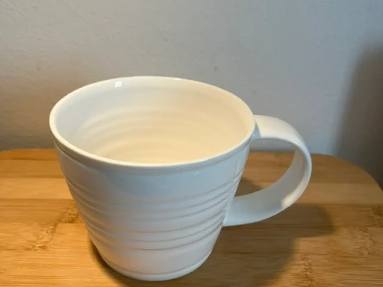 Billede 1 - Flot kop fra Repeat Repeat - Tubby-serien ribbed