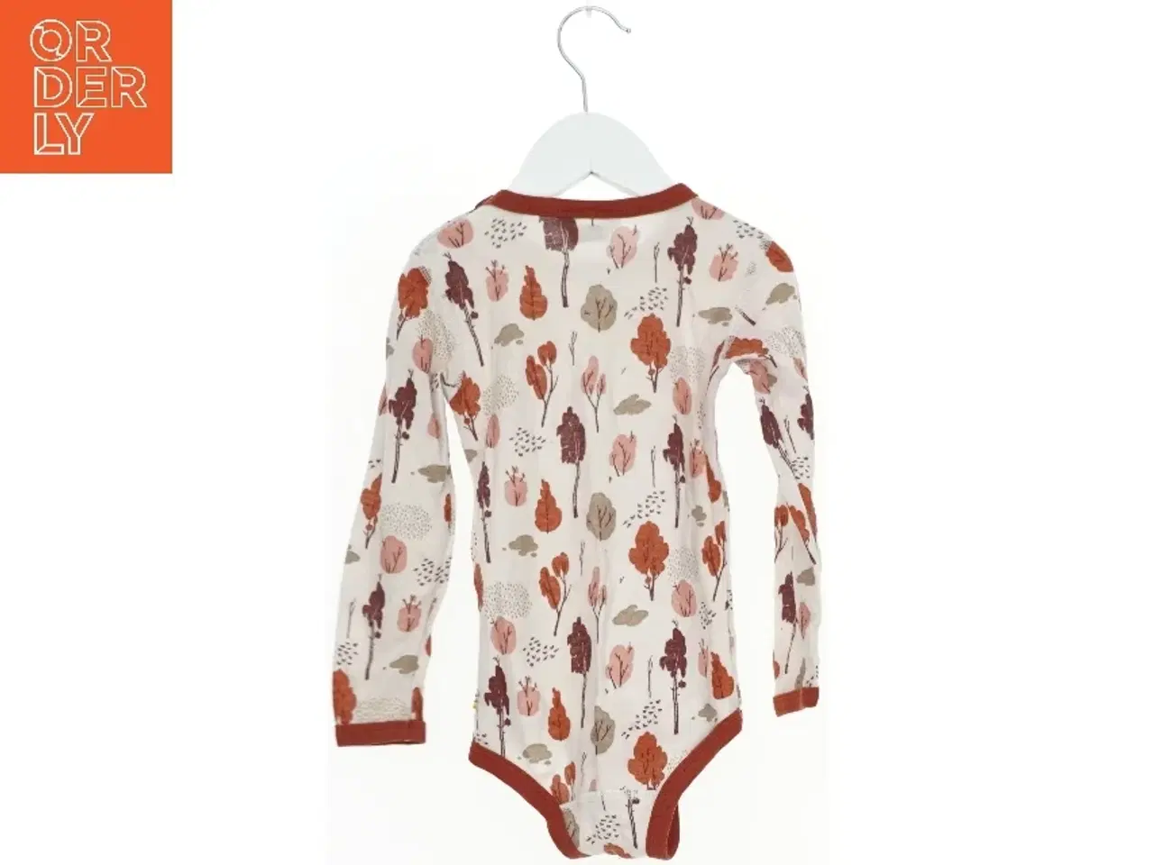 Billede 2 - Body med træprint fra Joha (str. 104)