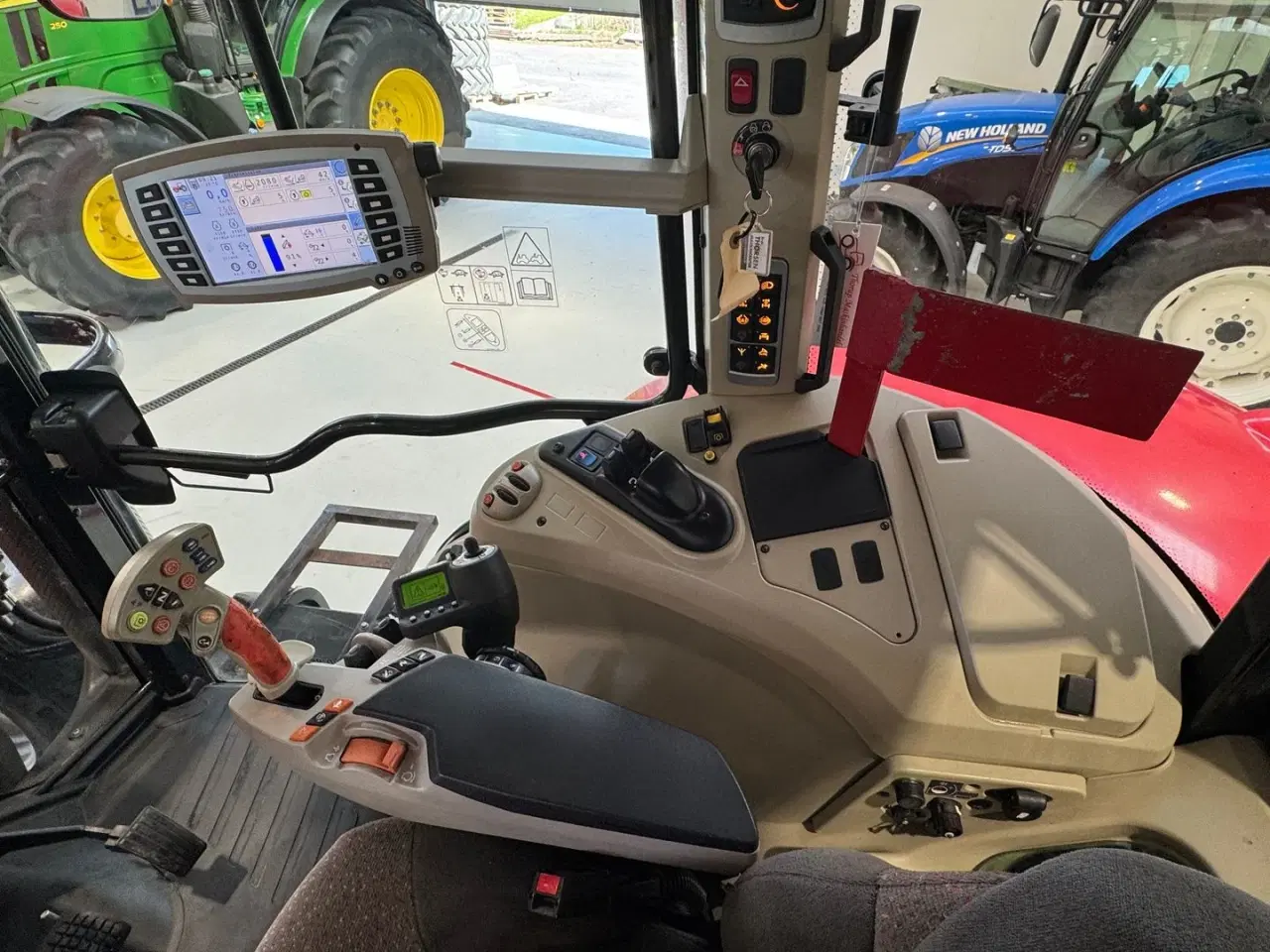 Billede 17 - Massey Ferguson 7724 Dyna VT KUN 4000 TIMER!