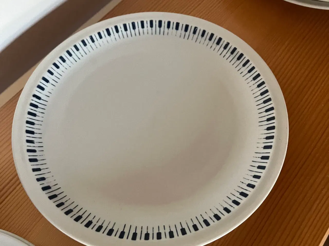 Billede 4 - Danild tallerkner 21 cm