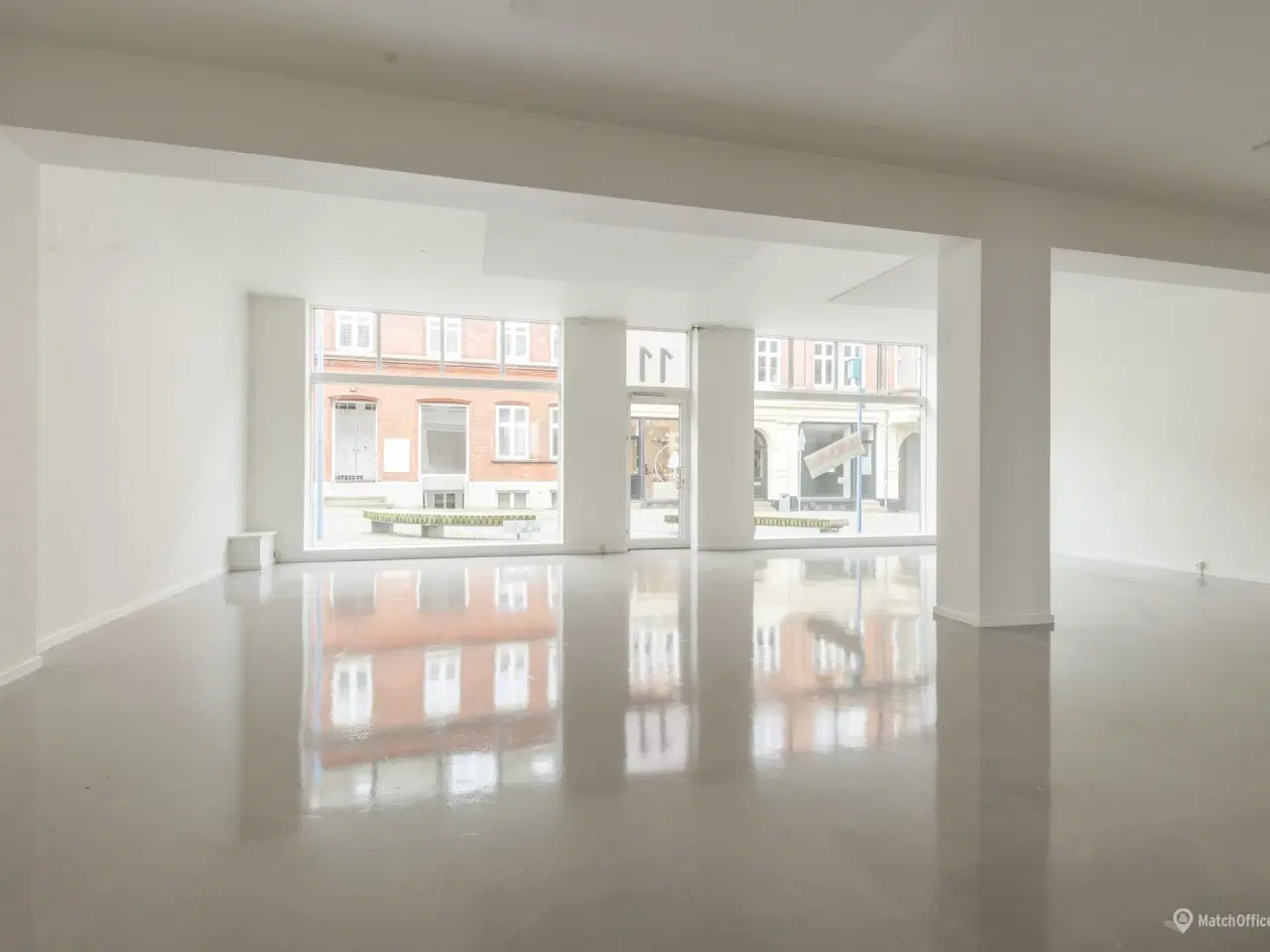 Billede 2 - Centralt og lyst lejemål i Kirkegade