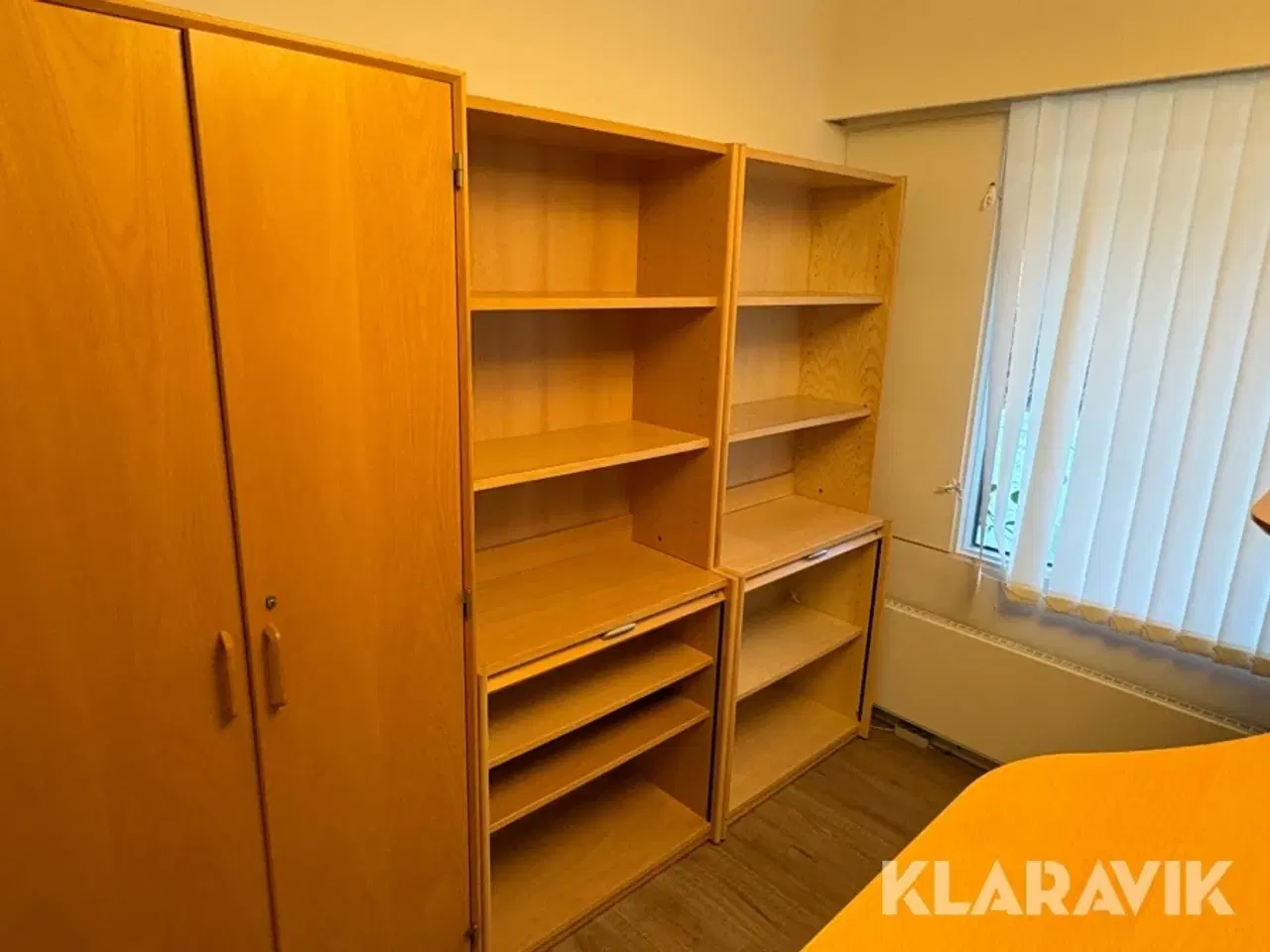 Billede 7 - Stort lot med kontormøbler