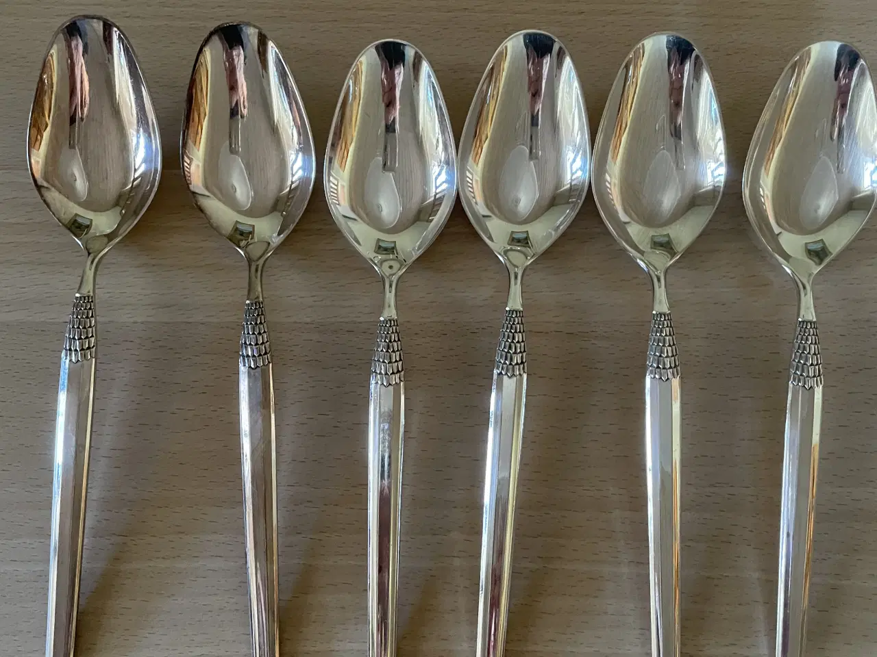 Billede 3 - Cheri sølvplet + 12 knive med træskaft