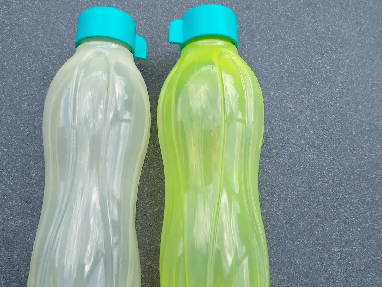 Billede 1 - Tupperware flasker 7,5 dl med skruelåg 2 stk