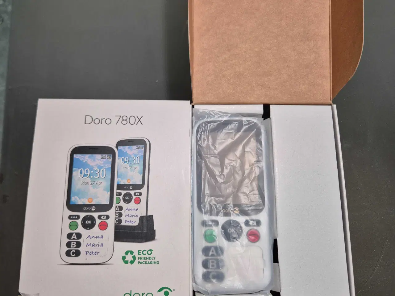 Billede 3 - Doro ældre venlig mobil