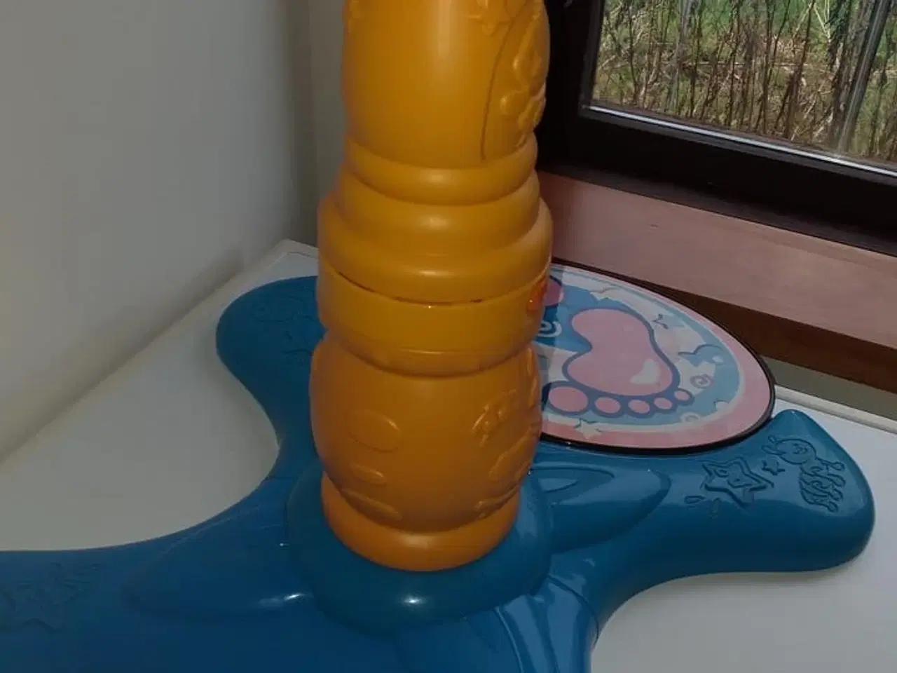 Billede 4 - Musik spiller til små børn