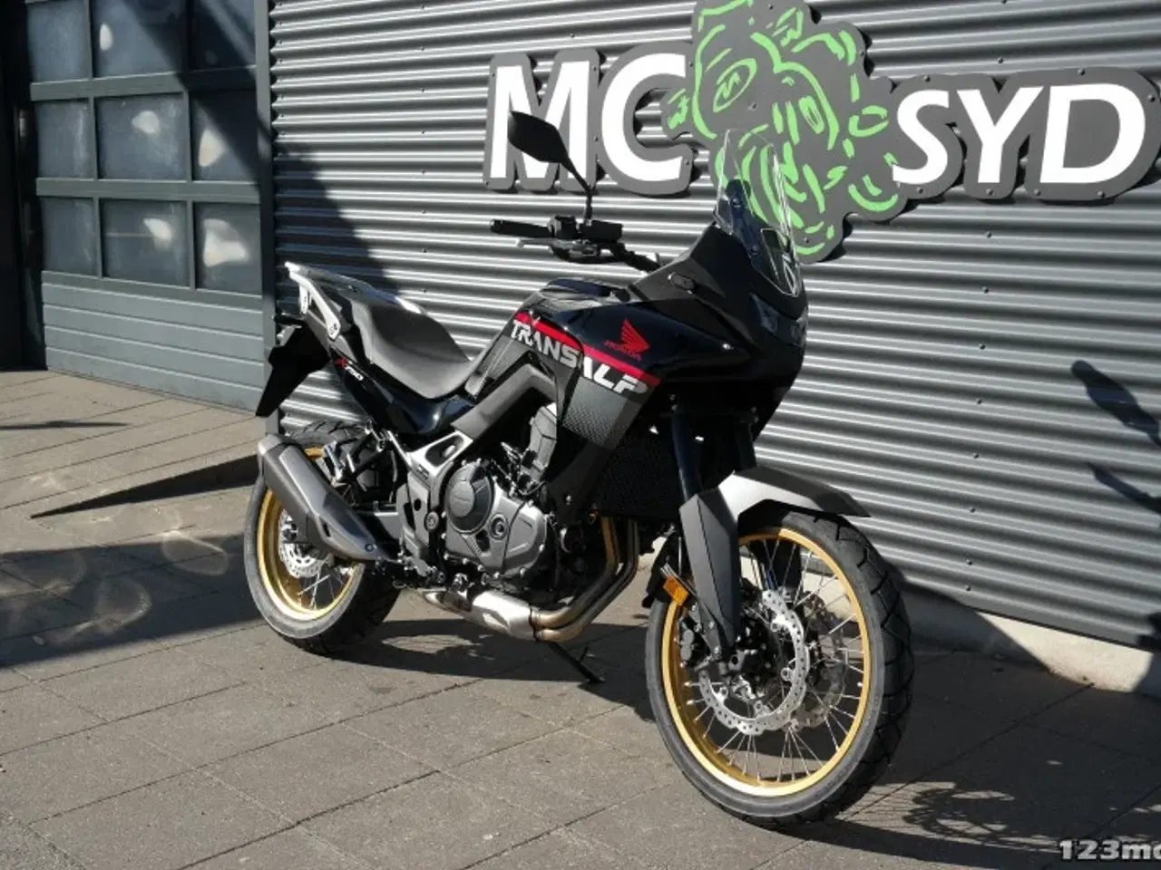 Billede 2 - Honda XL 750 Transalp MC-SYD       BYTTER GERNE