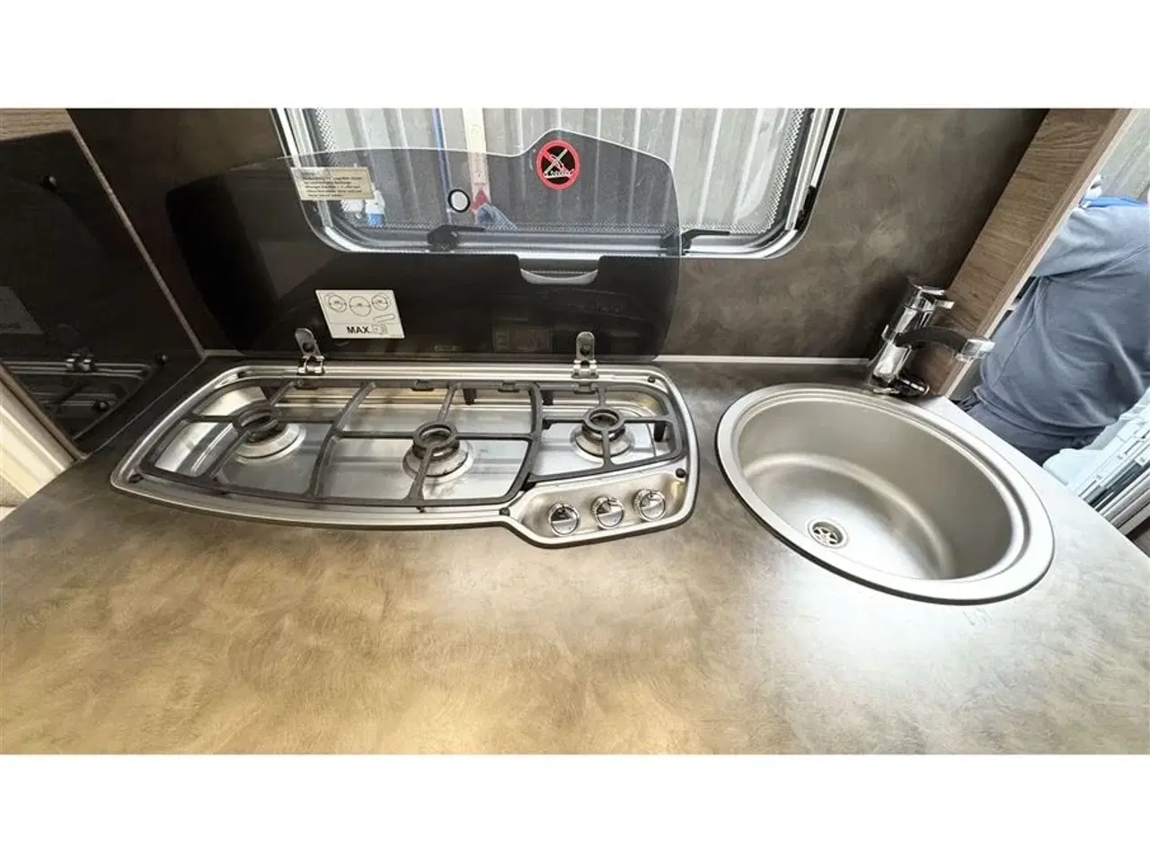 Billede 14 - 2021 - Knaus Sport 500 EU Silver Selection Enkeltsenge-Lamel-Gulvtemp.-Mover-Telt