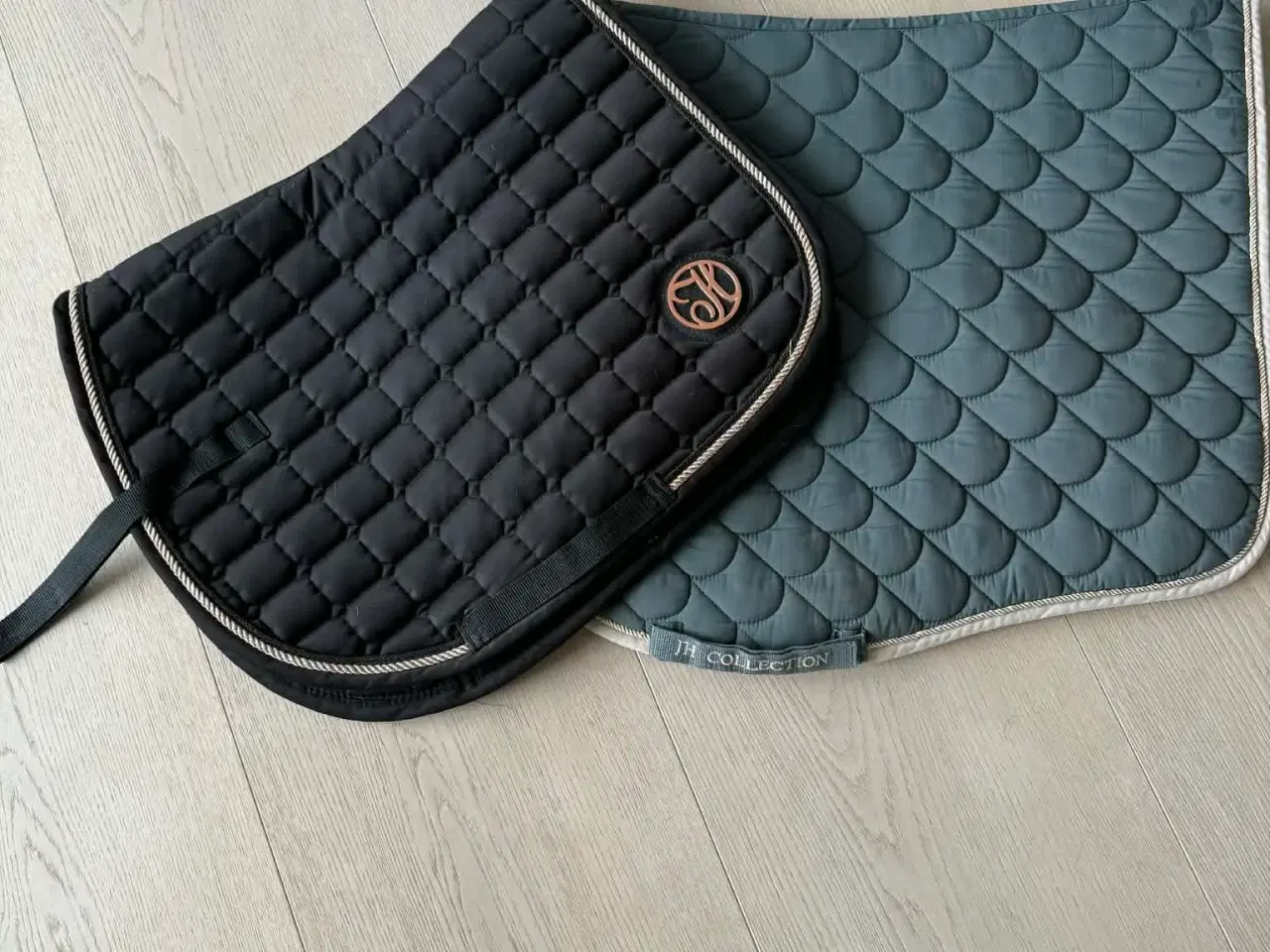 Billede 1 - Dækken 17”