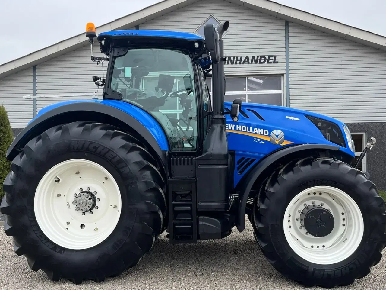 Billede 19 - New Holland T7.315 Med frontlift