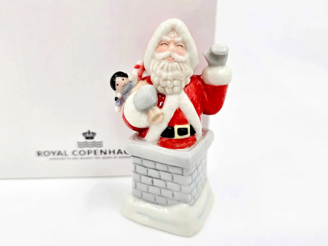 Billede 18 - Royal Copenhagen julepynt/ figurer/ nissestel